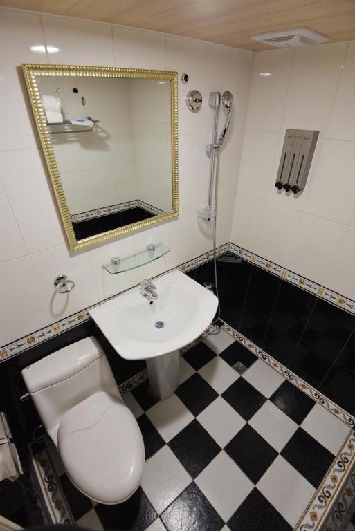 Migo Hotel Taichung Eksteriør billede