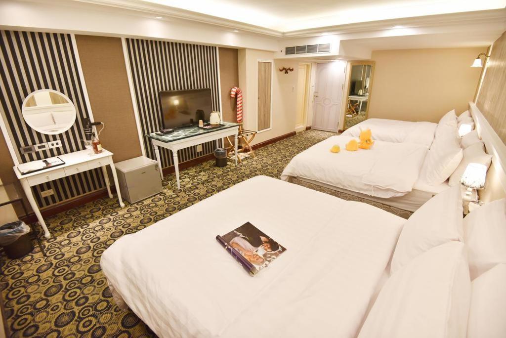 Migo Hotel Taichung Eksteriør billede